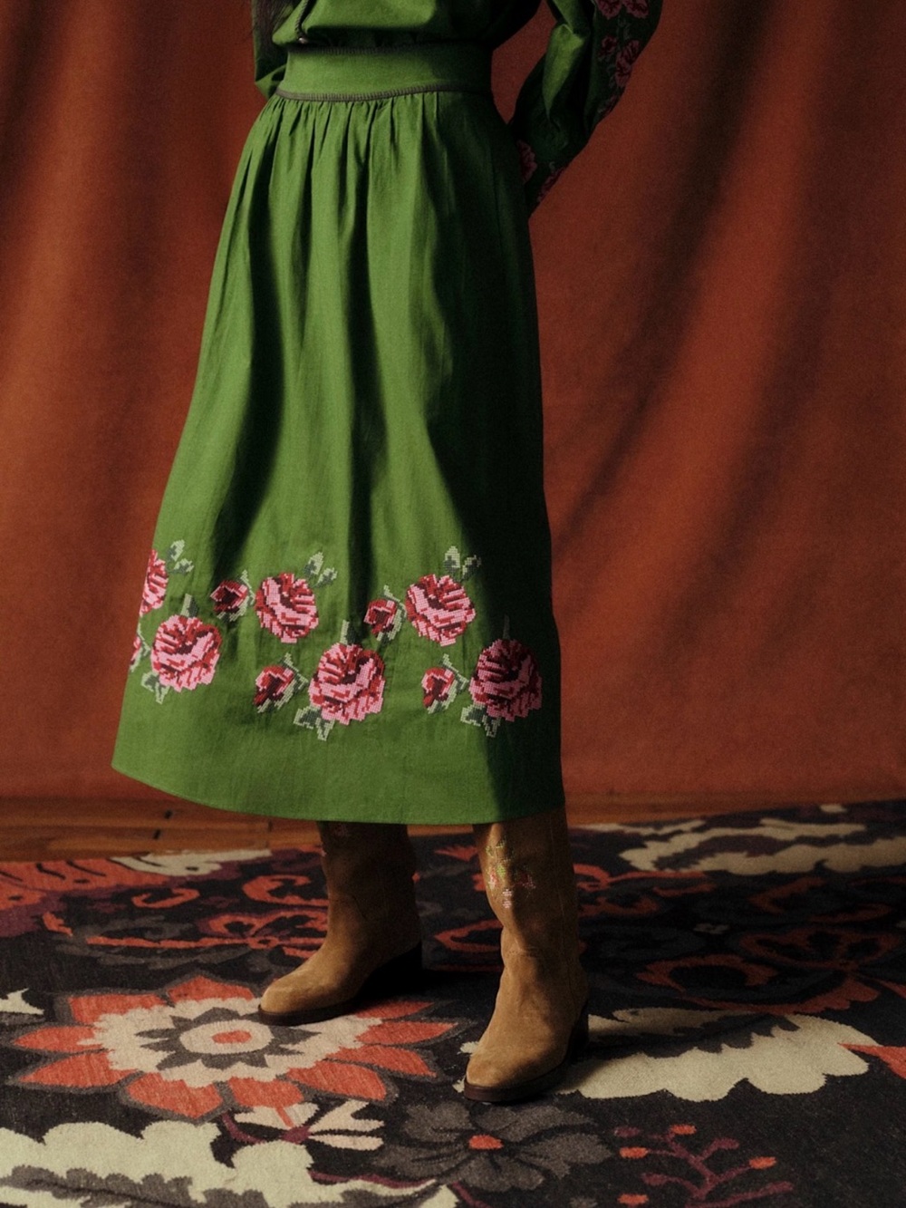 🌱NWT - Sezane x Bazizst Siloe midi skirt - Floral Embroidered - size 6 - Picture 2 of 12
